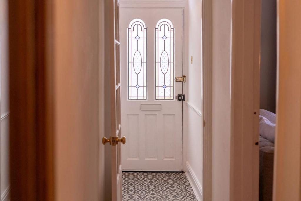 Elegant 3 Bedroom Home In The Centre Of Cheltenham Exteriér fotografie
