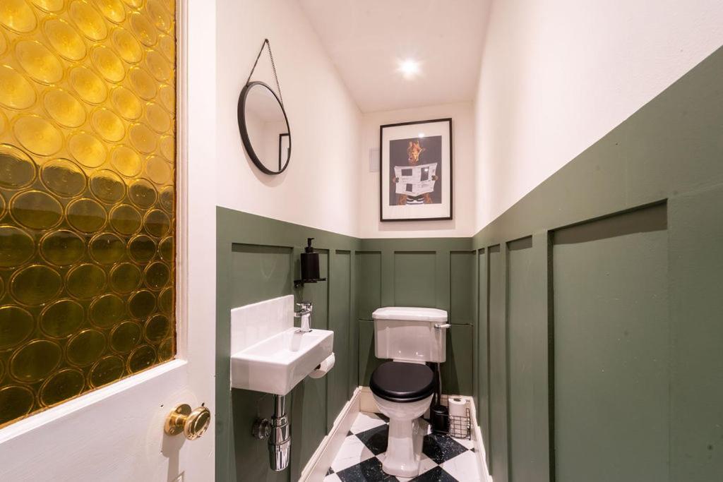 Elegant 3 Bedroom Home In The Centre Of Cheltenham Exteriér fotografie